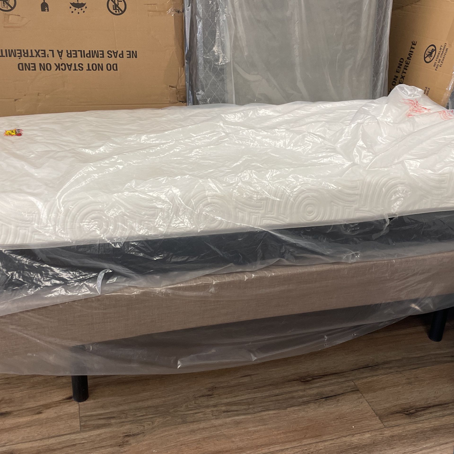 Twin Or Twin XL Adjustable Base With Your Gel Memory Foam Mattress $499 And $799