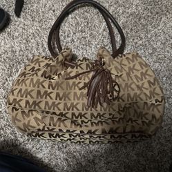 Micheal Kors Purse