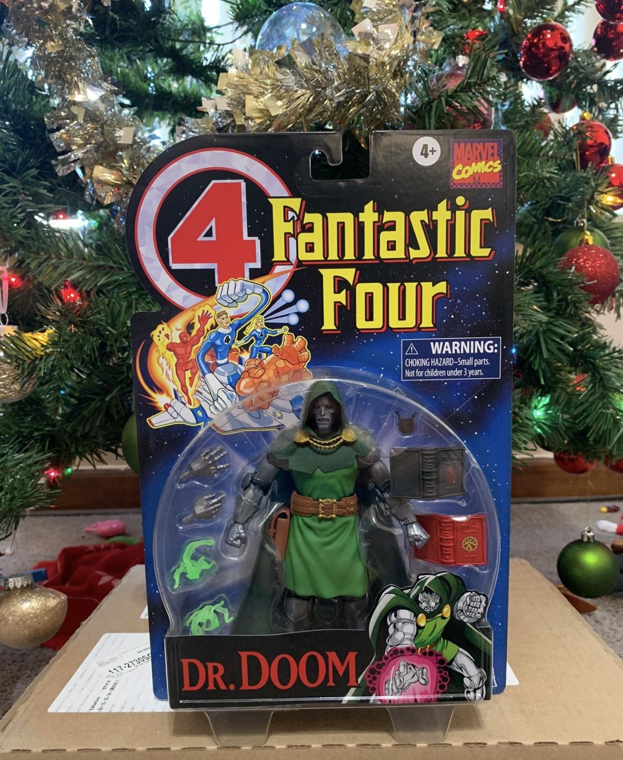 Marvel Vintage Doctor Doom Fantastic 4 Action Figure - E9627