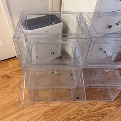 Plastic Displays 
