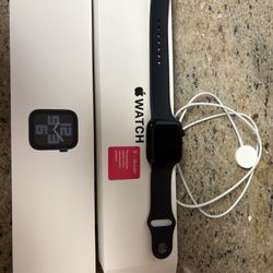 Apple I Watch SE 2nd Gen 44m