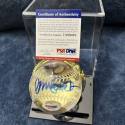 Ryne Sandberg Signed Baseball Crystal *Gold Mitt Display Case* RARE PSA/DNA COA Cubs HOF Authentic! One Of A Kind Item 1/1!