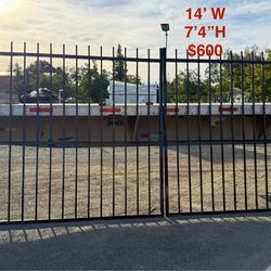 Driveway Gate ~ Dual Swing