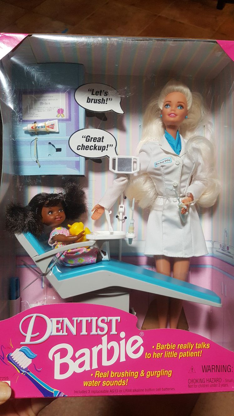 Career -Dentist Barbie 1997 -she talks