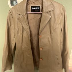 Women’s Tan Leather 3/4 Jacket