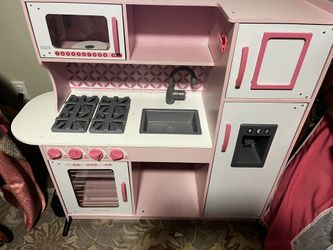 Melissa & Doug Kitchen and Sets