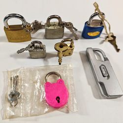 Assorted Locks With Original Keys - 6 Locks In Total, Bicycle, Locker, Etc. 
