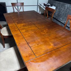 Dining Room Table With Leaf  And Chairs 