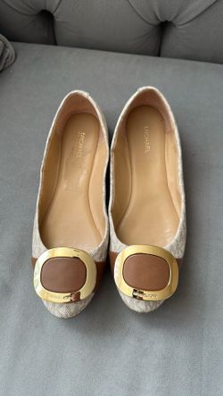 Michael Kors (Size 7 1/2)