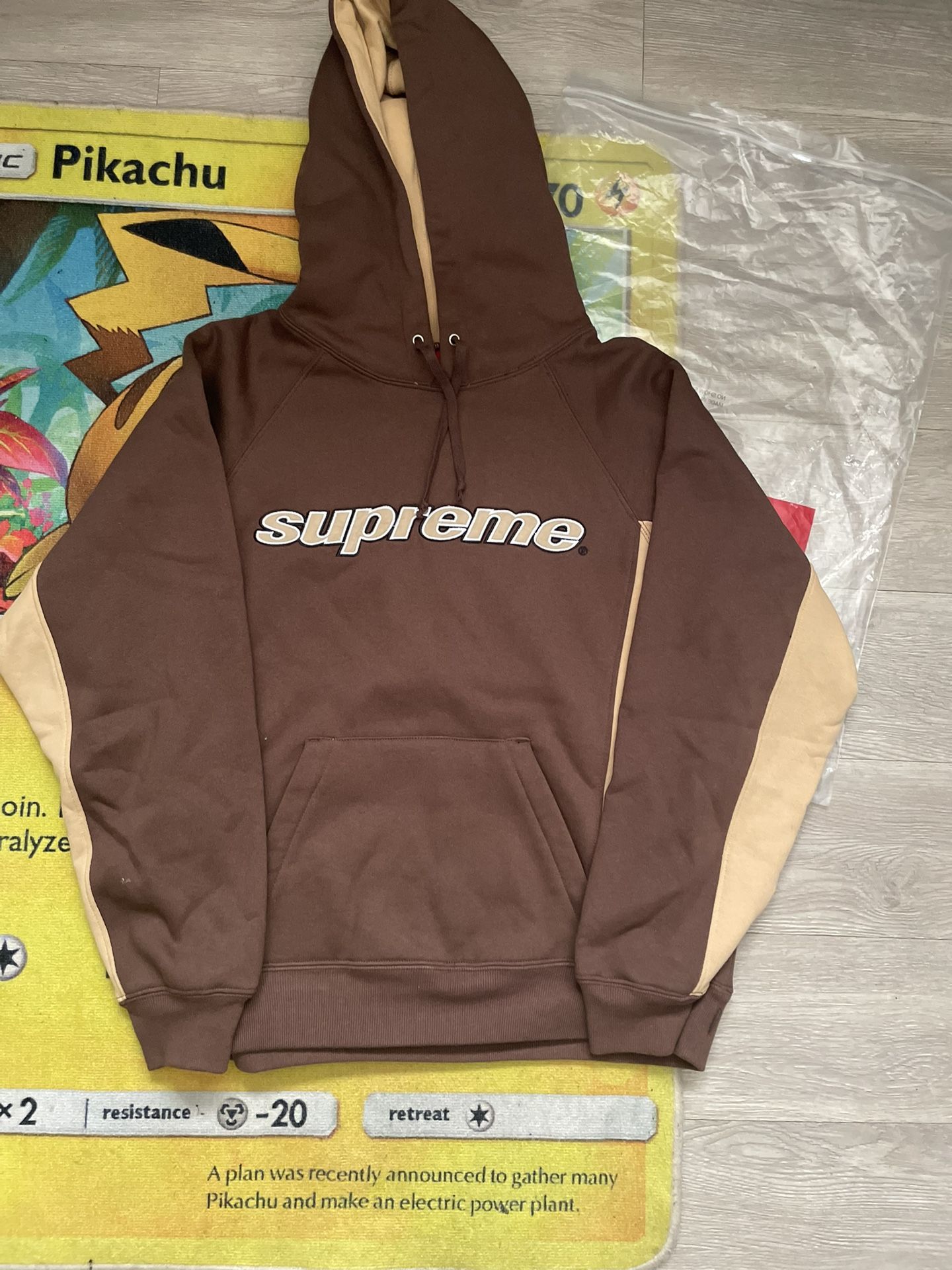 Supreme Hoodie 