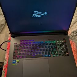 Asus Rog Strix G18 With Ultra 9 2.7ghz 32gb Of Ram 2tb SSD With RTX 5070 8gb Like New Condition