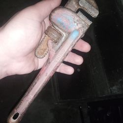 10 Inch Pipe Wrench 