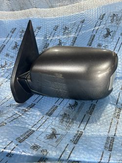 2009-2014-2015 Honda Pilot Driver Side Mirror Whit Signal Light OEM Used 