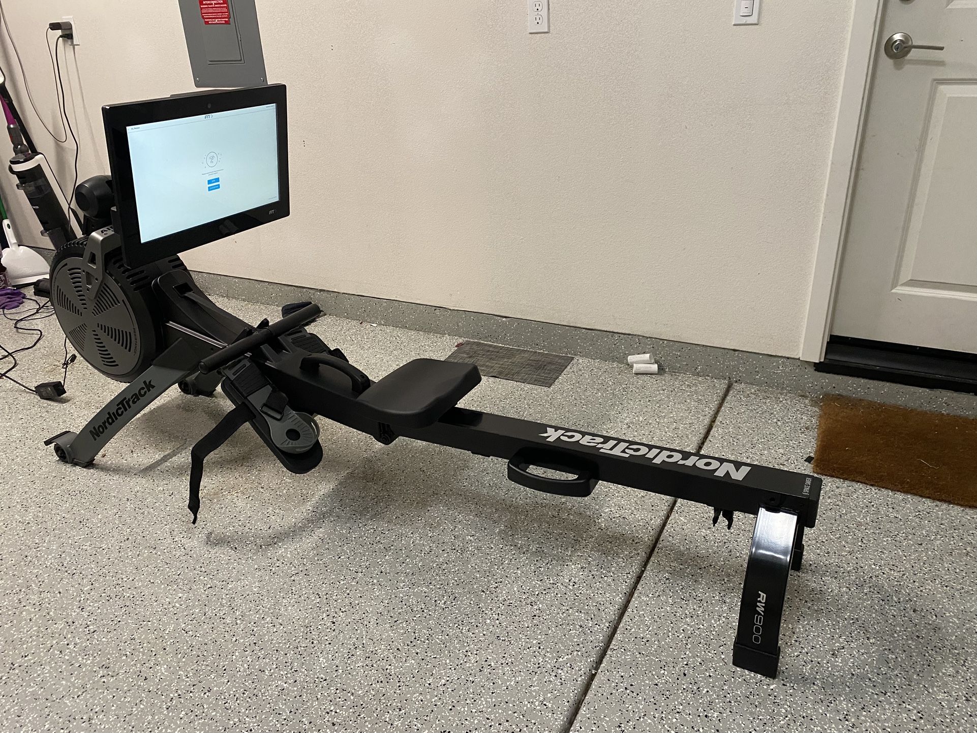 Rowing Machine - NordicTrack RW900
