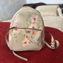 Floral Guess Backpack (small) 