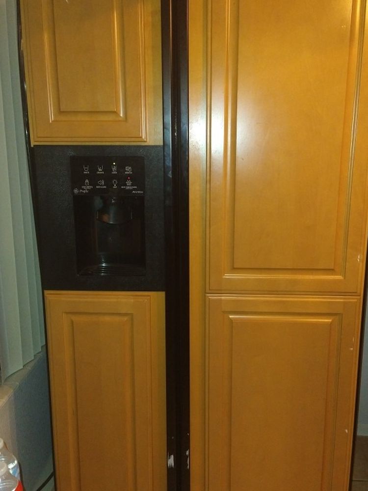 GE Refrigerator