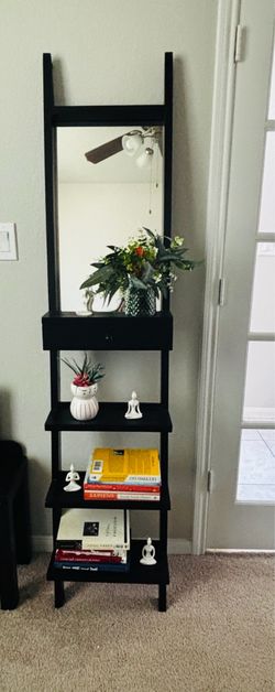 Ladder style book rack with mirror
