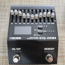Boss EQ200 pedal