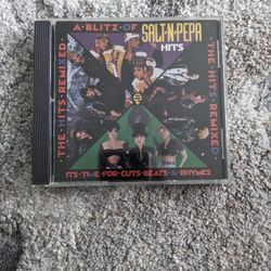 A Blitz of Salt-N-Pepa Hits CD & Case