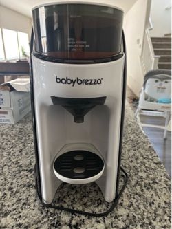 Baby Brezza Formula Pro - CLEAN & READY TO USE!