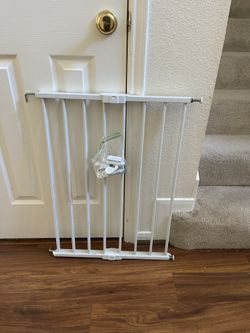 Gate 28-3/4”