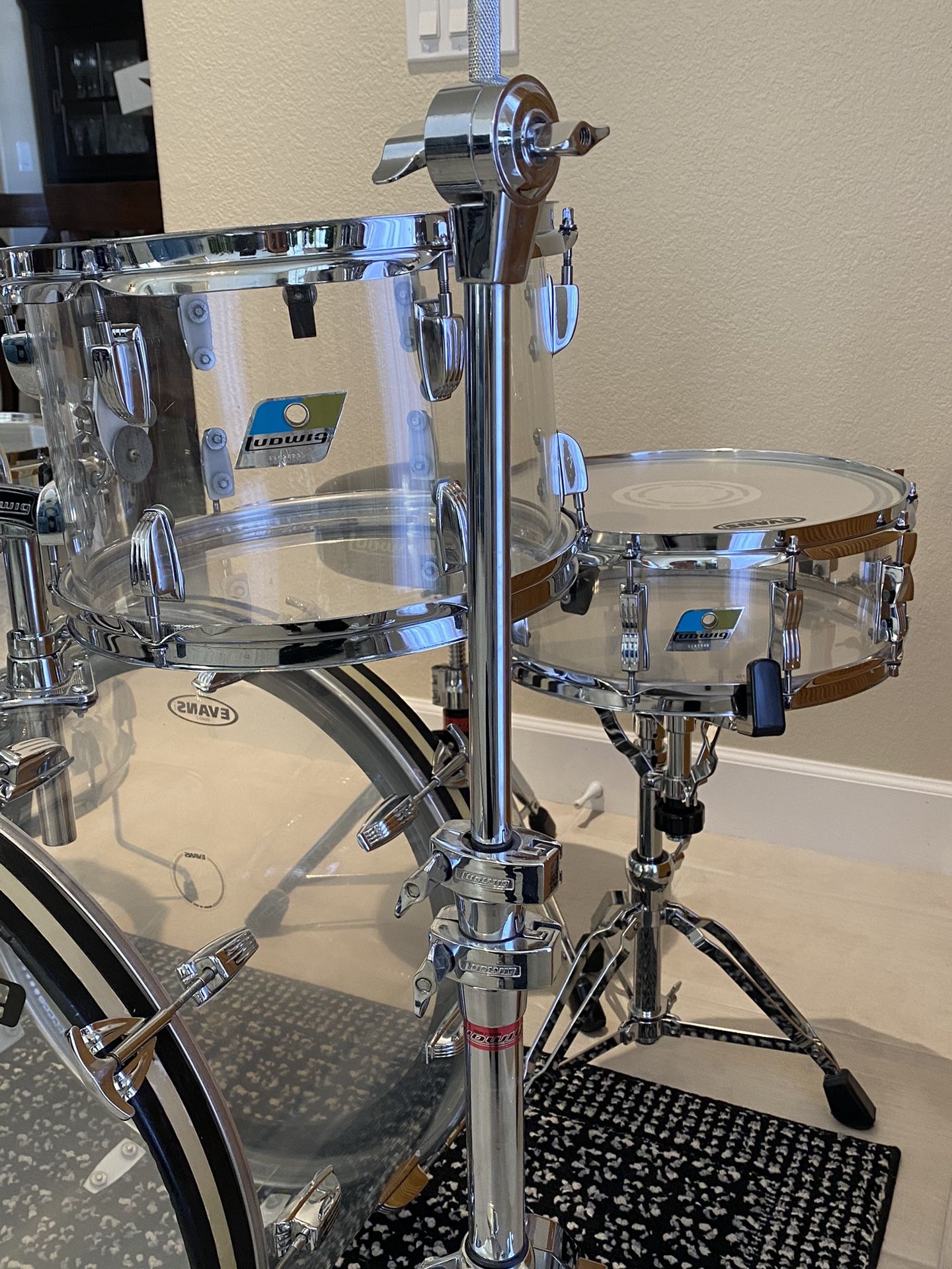 Ludwig Vistalite Drum Set 1978 for Sale in Chandler, AZ OfferUp