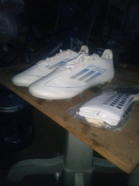 Adidas F50 Soccer Cleats New Size 9 -$80.00