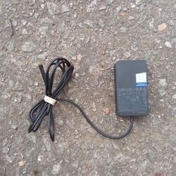 Microsoft Surface Charger 11.00