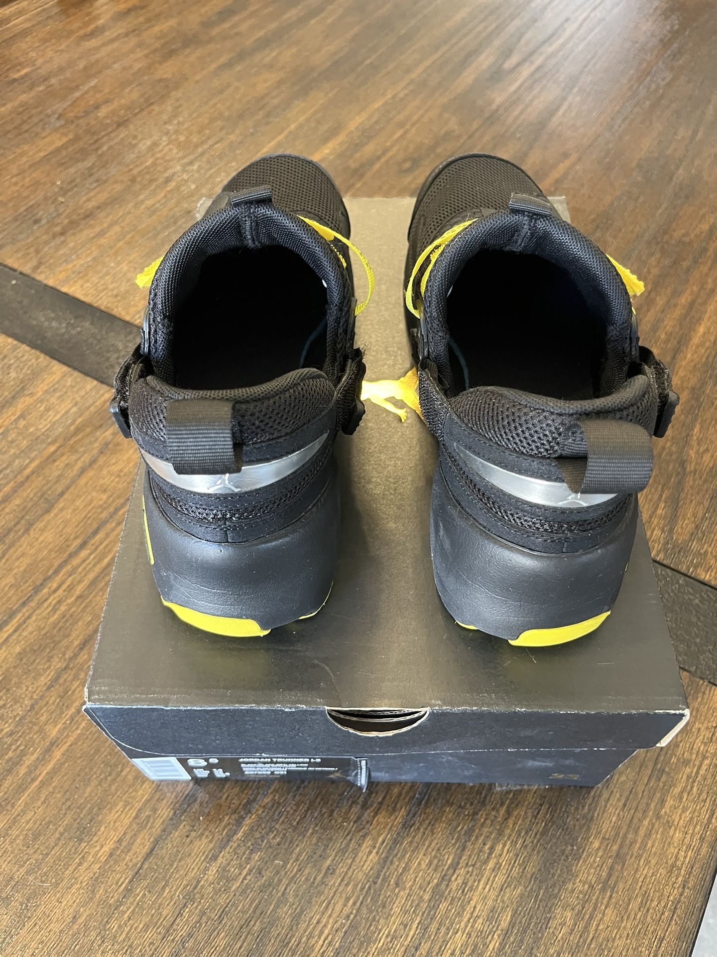 Jordan Trunner XL “Thunder”