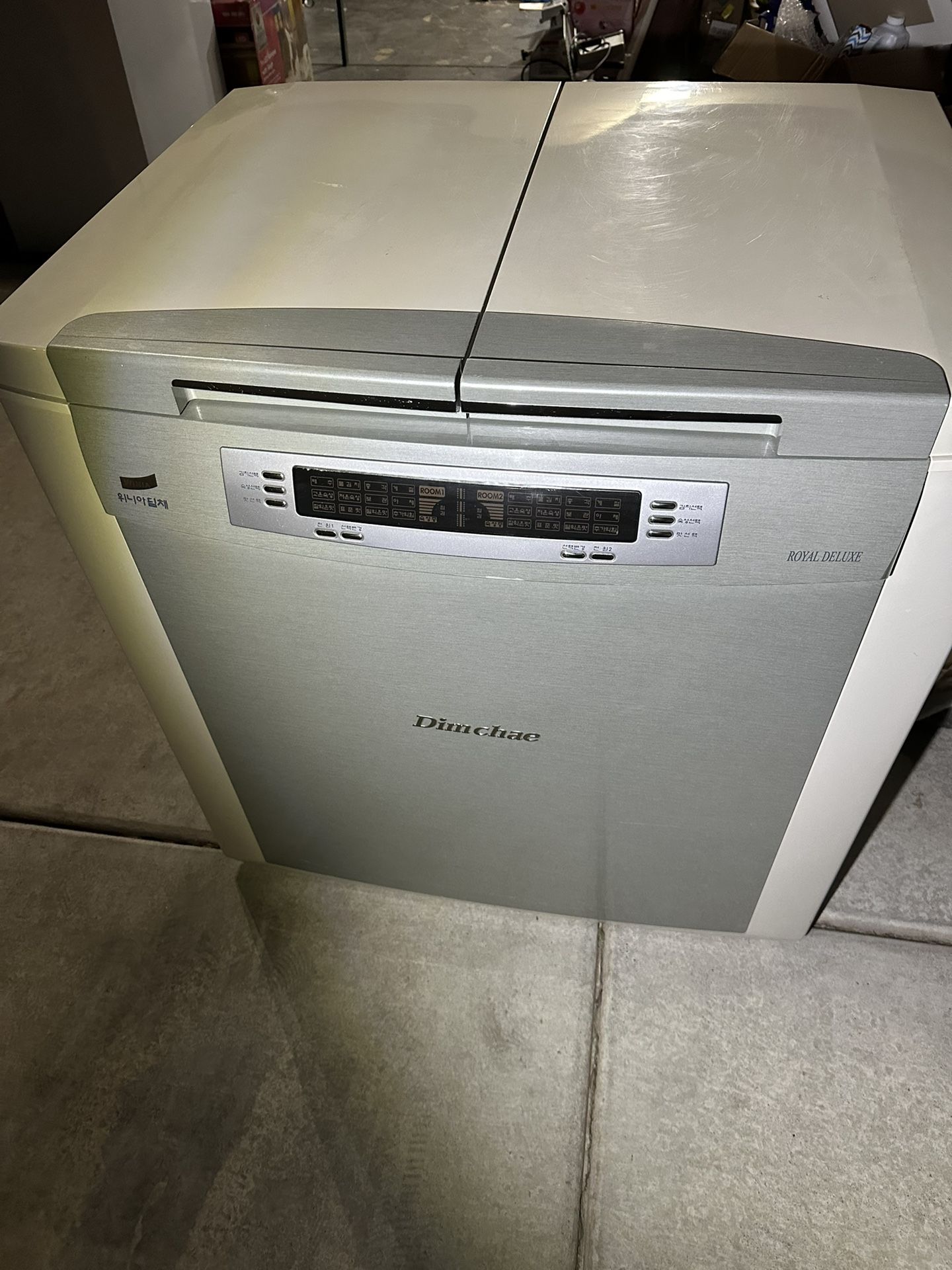 Dimchae Lid Type Kimchi Refrigerator