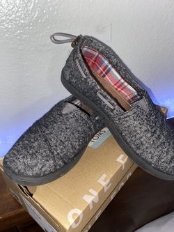Toms Shoes