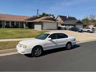 1999 Toyota Avalon