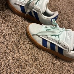 Adidas, teal/ navy campuss. Size 8