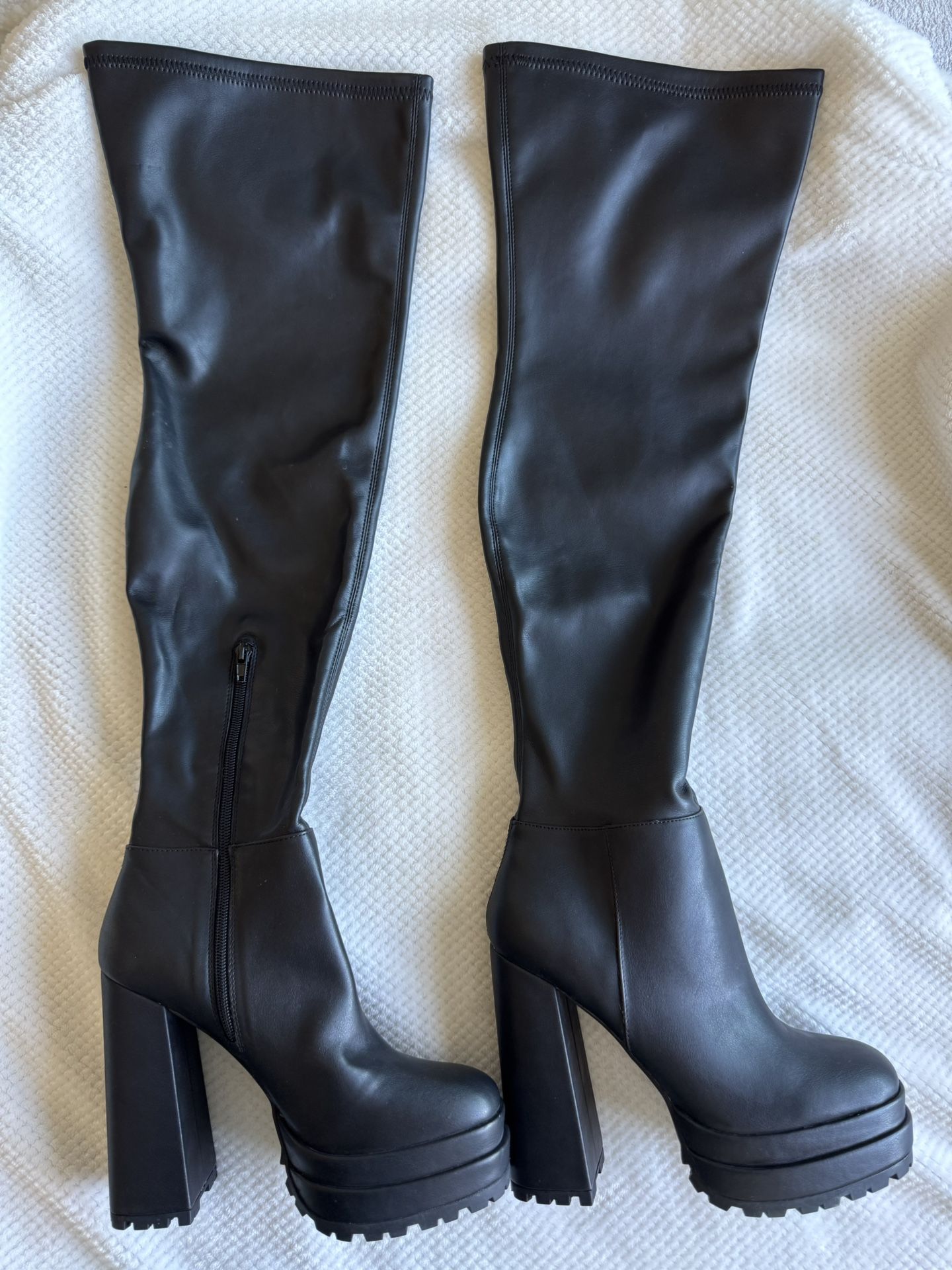 JLO Boots/Black