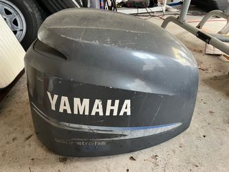 Boat engine hood