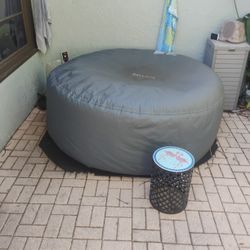 Inflatable Hot Tub