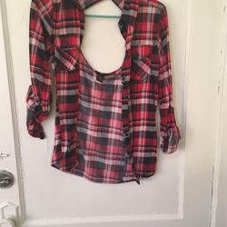 Women’s Plaid Shirt