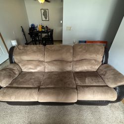 Couch (sides recline)