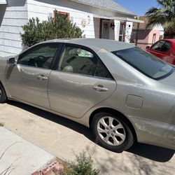 2005 Toyota Camry XLE V6