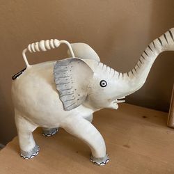 Vintage Metal Elephant hand painted Watering Can. Adorable! Good condition. 10.5 inches tall x 13 .