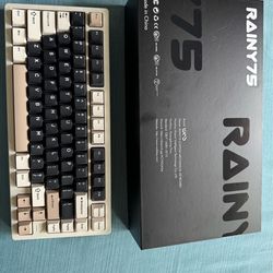 KEEBMONKEY RAINY 75 Mechanical Keyboard Like New