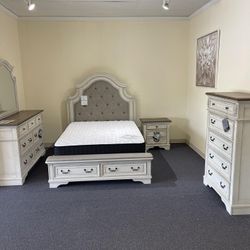 👋 SALE 👋 Brand New ~ Realyn 7 Pc ~ Queen Storage Bed ~ Dresse r ~ Nightstan d  ~  Mirro ~ Chest