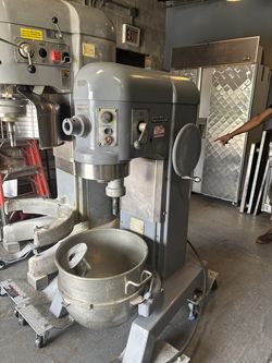 Hobart Mixer - 60 Quart