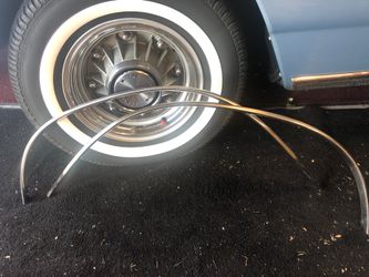 1966 Buick Riviera chrome trim