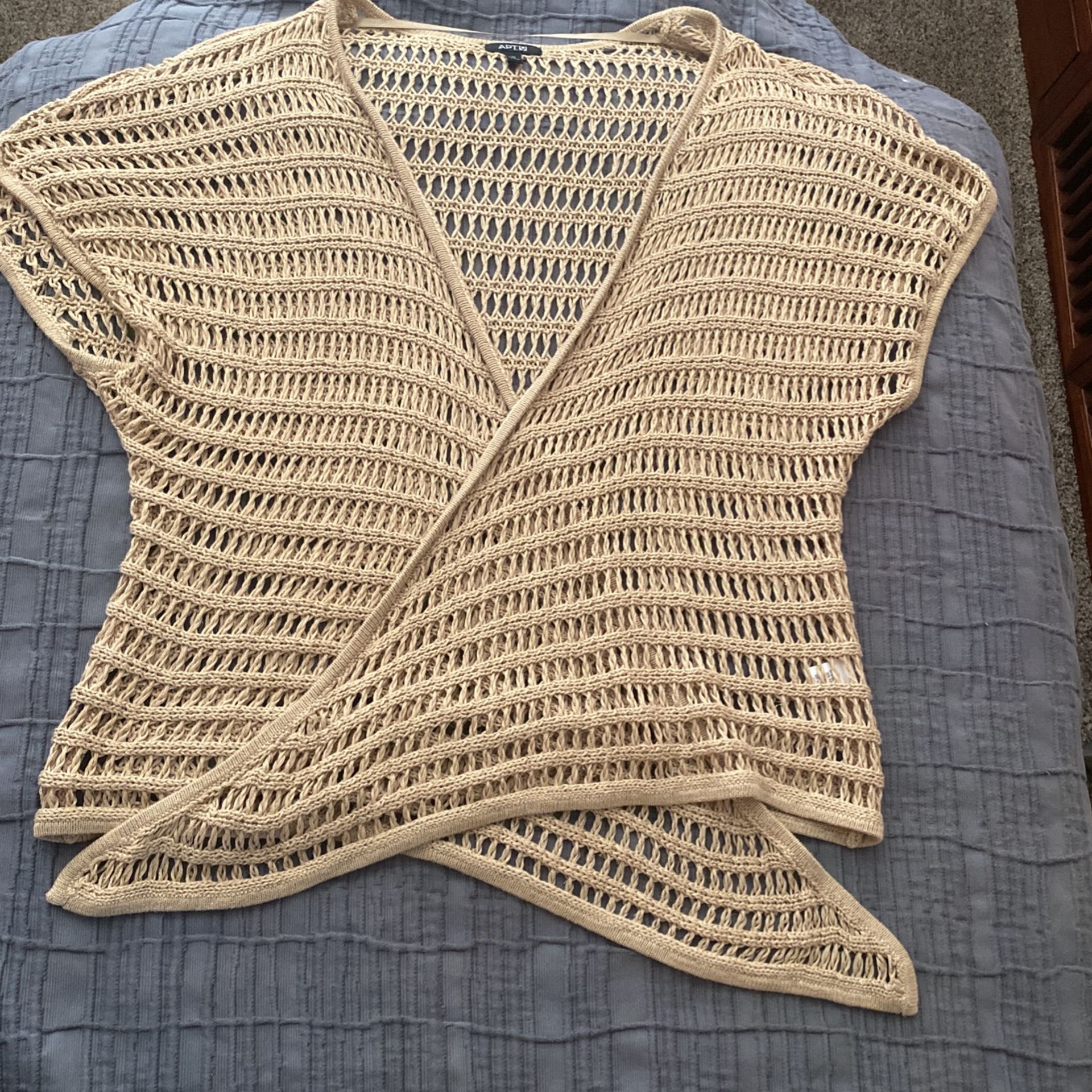 Cotton/Rayon Shortsleeved Loose Knit Cardigan Sweater Size M (or L)