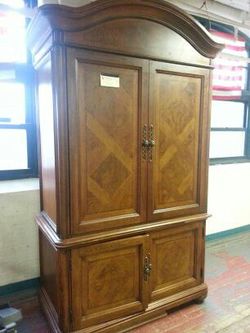 Thomasville entertainment center