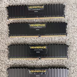 32 GB DDR4 RAM (4x8GB)