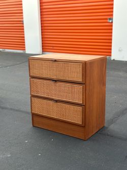 Mid Century Modern 3-Drawer Cane Dresser / Accent Chest