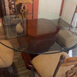 Nice Glass Table . With Sturdy Metal Wooden Chairs 