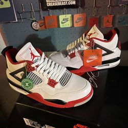 Jordan 4 Fire Red Size 10.5